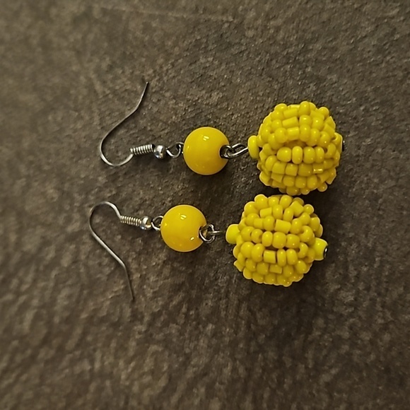 3/$30 Yellow Acrylic Beaded Easter Dangle Hook Earrings - Picture 2 of 5